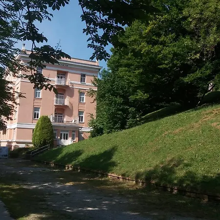 Apartma Oranzno Poletje Ljubljanski Dom 5 Appartamento Rogaška Slatina